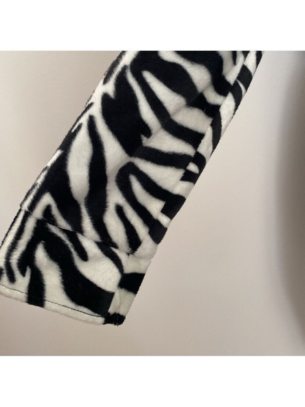 NWOT heart soul zebra lux faux fur zebra trench coat - Picture 10 of 15